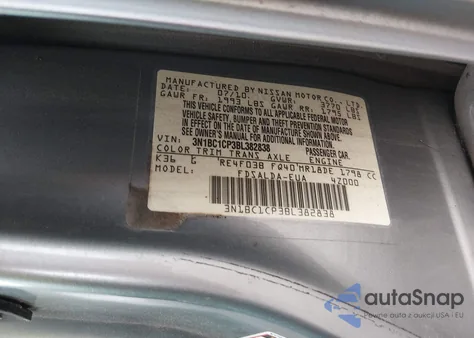 2011 Nissan Versa 1.8S z USA, uszkodzony, nr VIN 3N1BC1CP3BL382838